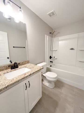 409 Wingfield Dr, Clarksville, TN 37043