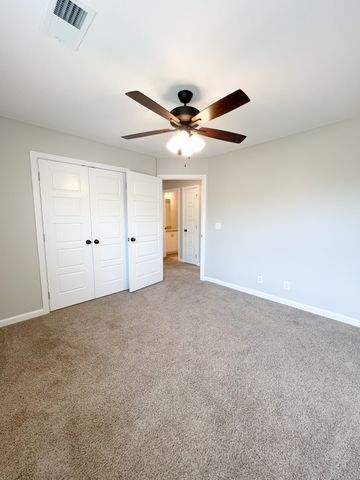 409 Wingfield Dr, Clarksville, TN 37043