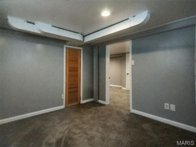 295 Derhake, Florissant, MO 63031