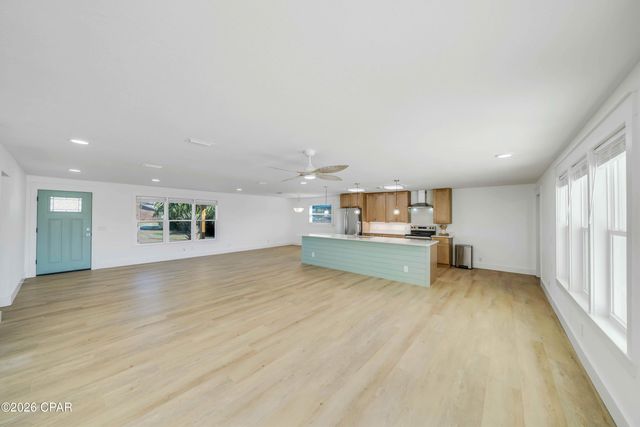 1434 W Park Lane, Panama City, FL 32404