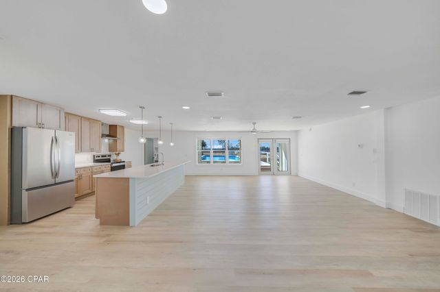 1434 W Park Lane, Panama City, FL 32404