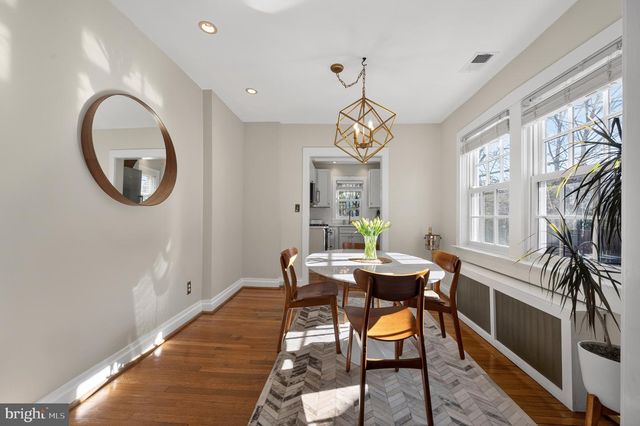 127 E WALNUT ST, Alexandria, VA 22301