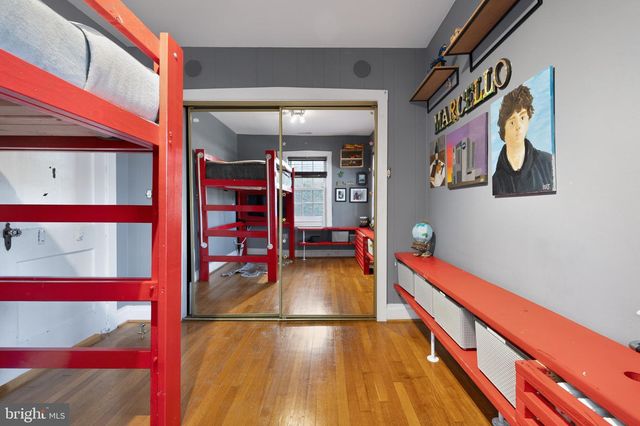 127 E WALNUT ST, Alexandria, VA 22301