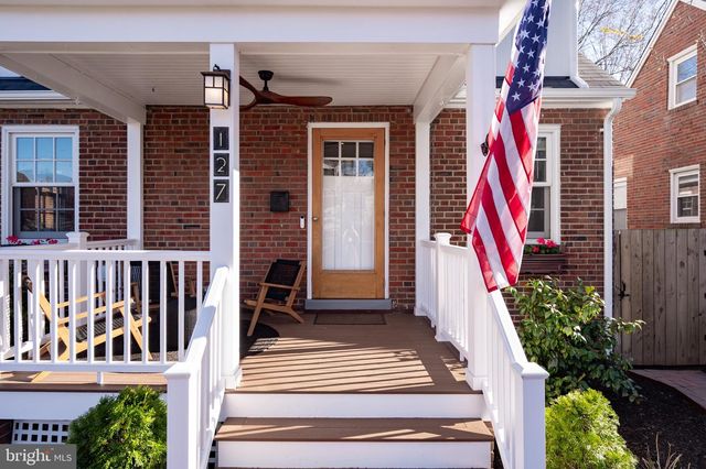 127 E WALNUT ST, Alexandria, VA 22301