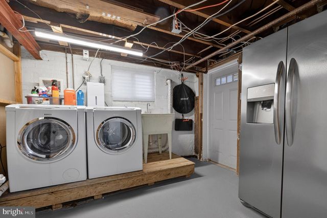 127 E WALNUT ST, Alexandria, VA 22301