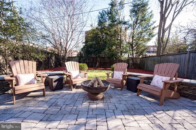 127 E WALNUT ST, Alexandria, VA 22301