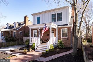 127 E WALNUT ST, Alexandria, VA 22301