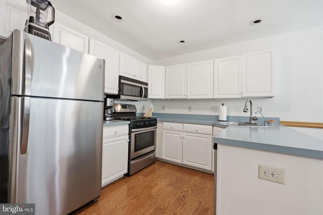 6405 SPRUCE MILL DR, Morrisville, PA 19067