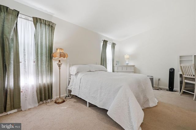 6405 SPRUCE MILL DR, Morrisville, PA 19067
