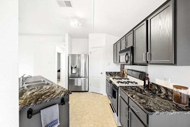 630 Masonwood DR, Kyle, TX 78640