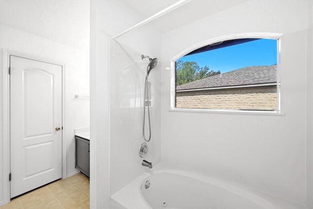 630 Masonwood DR, Kyle, TX 78640