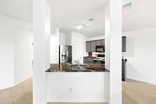 630 Masonwood DR, Kyle, TX 78640