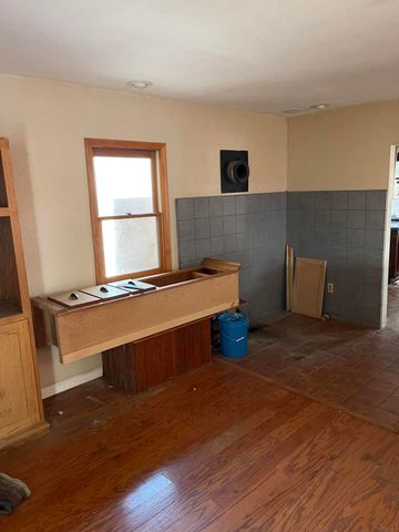 1356 Farm Road 2272, Washburn, MO 65772