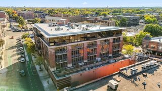 4020 N DAMEN Avenue 404, Chicago, IL 60618