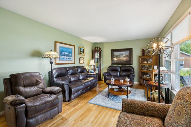 1877 Pardue Ct, Clarksville, TN 37043