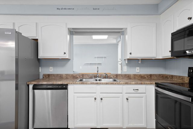 1877 Pardue Ct, Clarksville, TN 37043