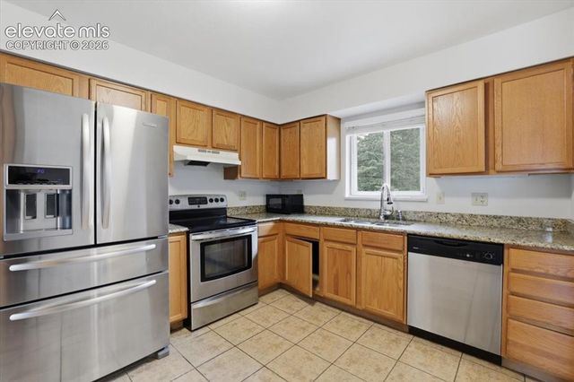3111 Shadowglen Way, Colorado Springs, CO 80918