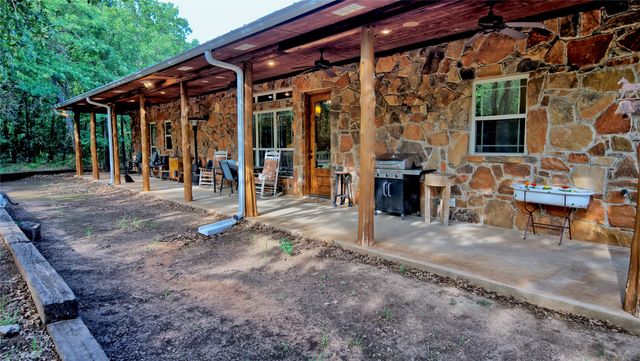 4509 Lazy E Road, St Jo, TX 76265