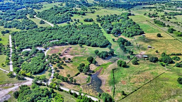 4509 Lazy E Road, St Jo, TX 76265
