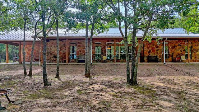 4509 Lazy E Road, St Jo, TX 76265