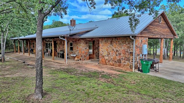 4509 Lazy E Road, St Jo, TX 76265