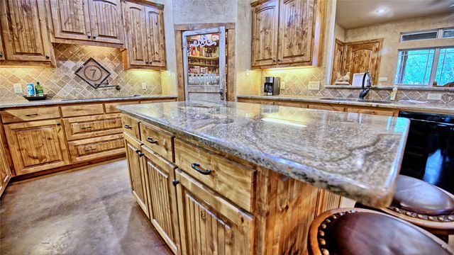 4509 Lazy E Road, St Jo, TX 76265