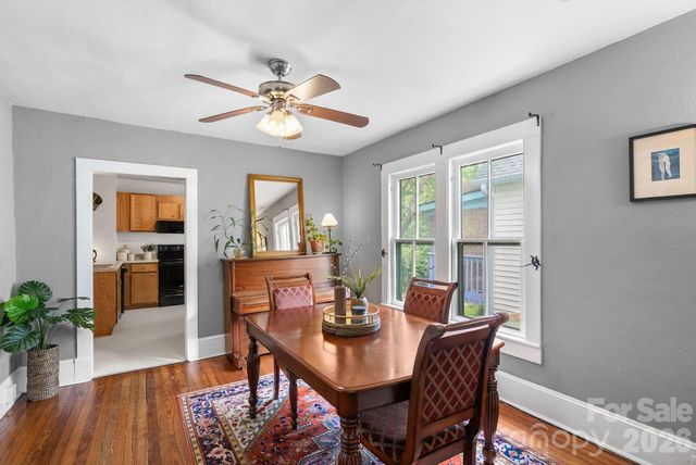 60 Annandale Avenue, Asheville, NC 28801