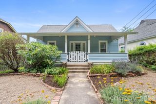 60 Annandale Avenue, Asheville, NC 28801