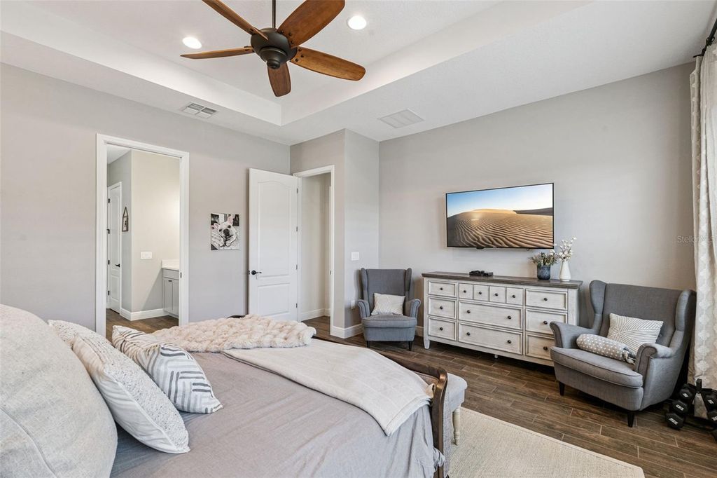 Image 19 of property listing at 15306 GILLIGAN COURT, Winter Garden, FL 34787