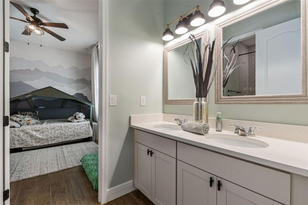 Image 26 of property listing at 15306 GILLIGAN COURT, Winter Garden, FL 34787