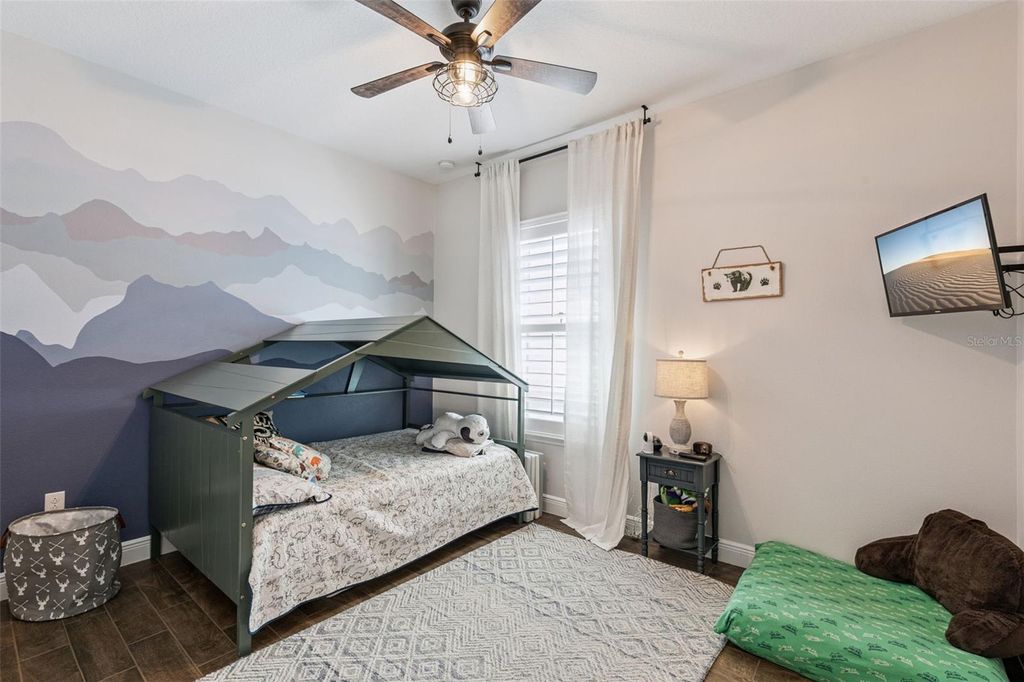 Image 27 of property listing at 15306 GILLIGAN COURT, Winter Garden, FL 34787