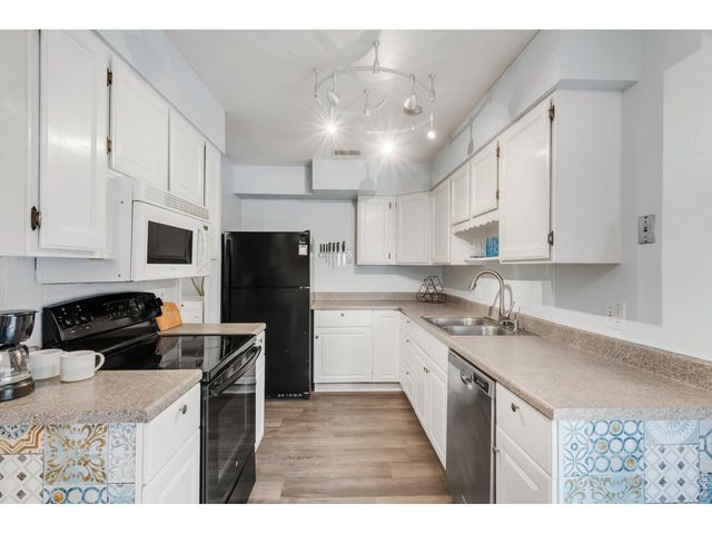 1901 W 101st Ave, Thornton, CO 80260