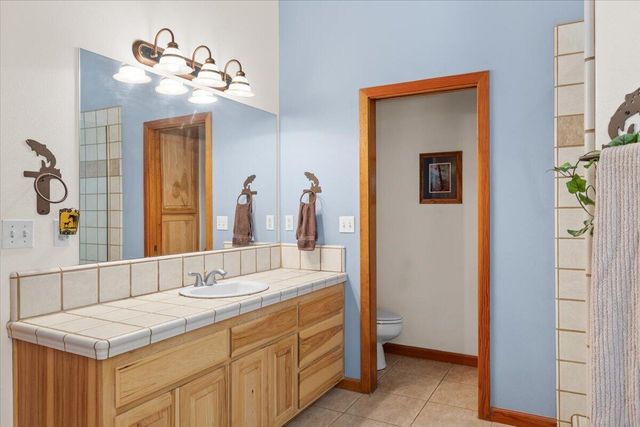 196 Pooh Lane, Grants Pass, OR 97526