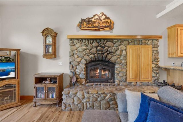 196 Pooh Lane, Grants Pass, OR 97526