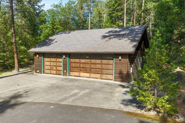 196 Pooh Lane, Grants Pass, OR 97526