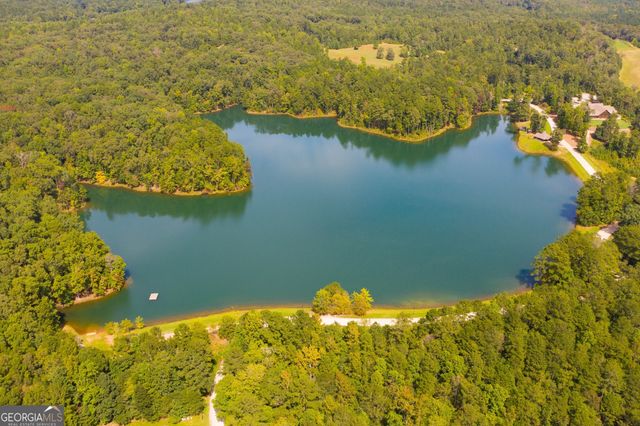 6000 Stallion Ridge, Douglasville, GA 30135