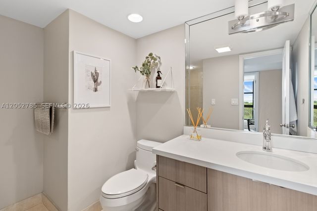 1121 Crandon Blvd F403, Key Biscayne, FL 33149