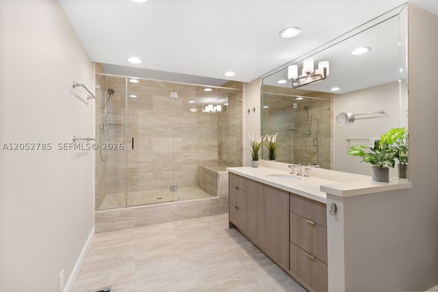 1121 Crandon Blvd F403, Key Biscayne, FL 33149