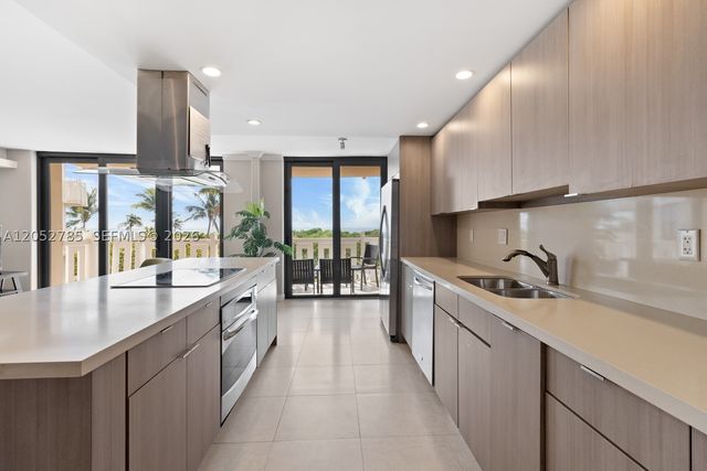 1121 Crandon Blvd F403, Key Biscayne, FL 33149