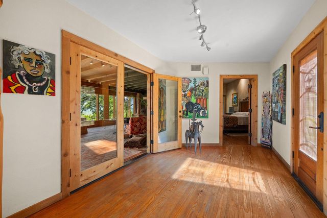 3911 Lago Vista DR, Austin, TX 78734