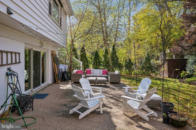 6223 LOCH RAVEN DR, Mclean, VA 22101