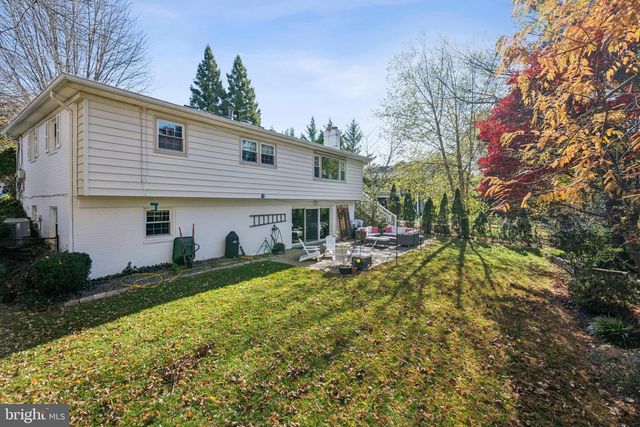 6223 LOCH RAVEN DR, Mclean, VA 22101