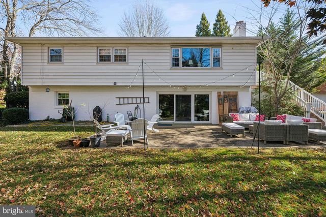 6223 LOCH RAVEN DR, Mclean, VA 22101