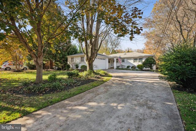 6223 LOCH RAVEN DR, Mclean, VA 22101