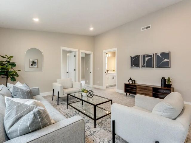 60835 SE Barstow Place, Bend, OR 97702