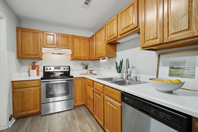 2821 Crestscene Trail, Raleigh, NC 27603