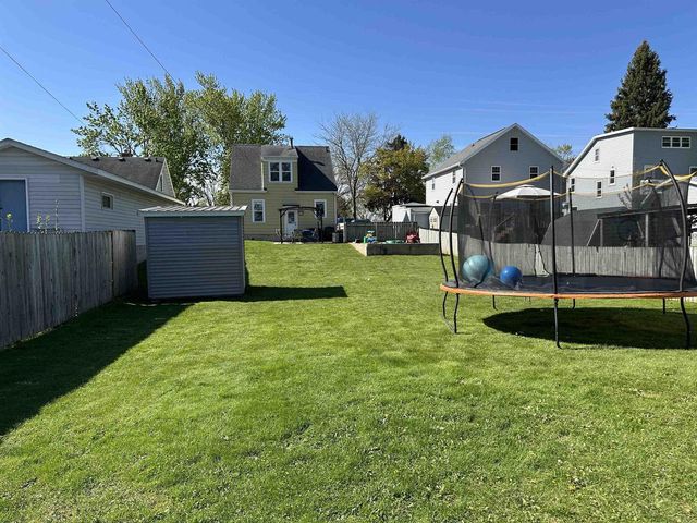 506 E Mill Street, Beaver Dam, WI 53916