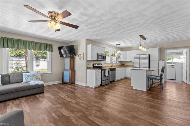 1362 White Marsh RD, Suffolk, VA 23434