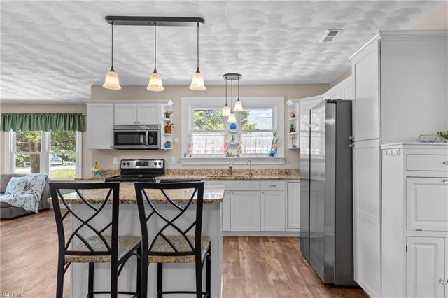 1362 White Marsh RD, Suffolk, VA 23434