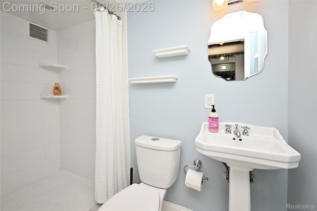 510 N Connecticut Avenue, Royal Oak, MI 48067